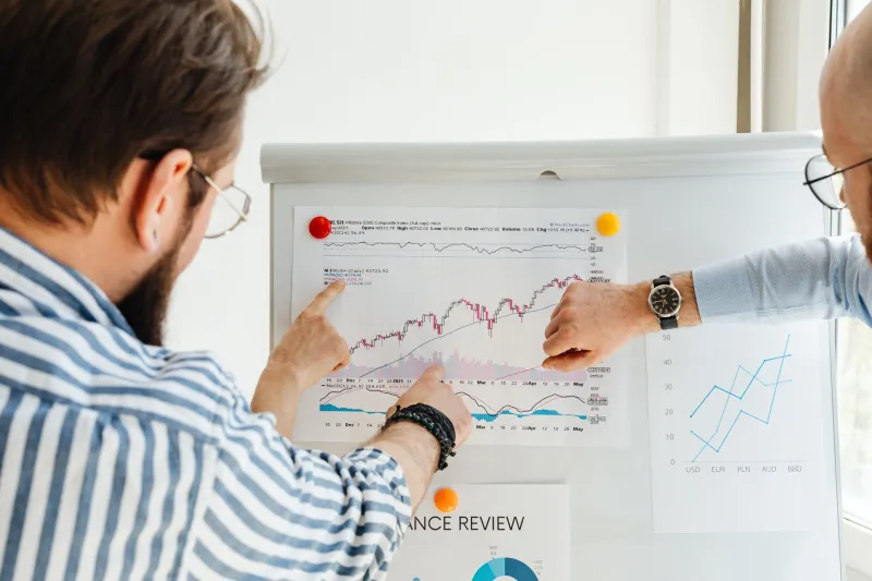 The 90-Day Alliance Sprint: A Week-by-Week Plan to Take a Partnership From Signed to Revenue-Generating